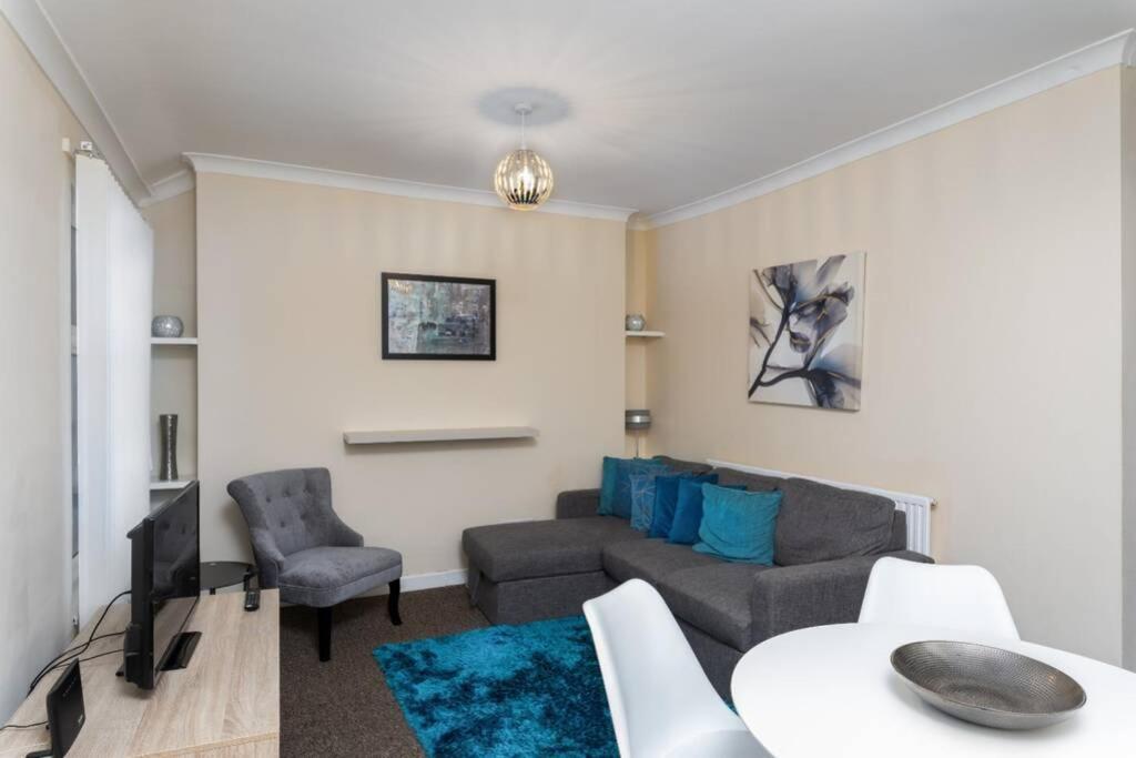 Sleeps 5, Smart Tv'S In Bedrooms Swansea Buitenkant foto