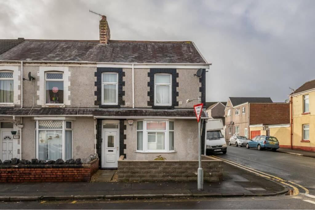 Sleeps 5, Smart Tv'S In Bedrooms Swansea Buitenkant foto